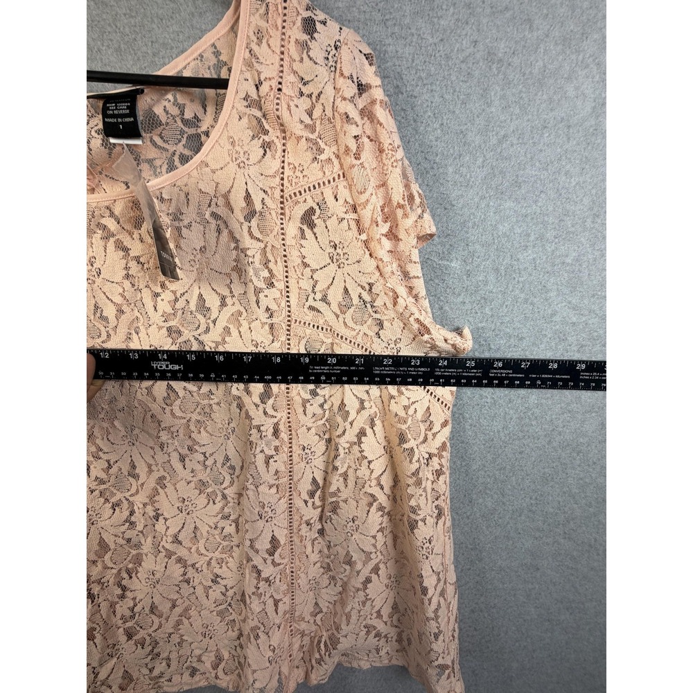 Torrid Blouse Womens 1X (Torrid 1) Plus Pink Scoop Neck Short Sleeve Floral - Picture 6 of 10